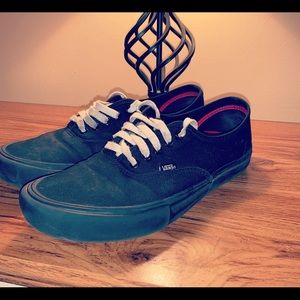 Vans Authentic Pro (Mens Size 10)